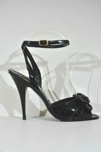 High heel - high,
