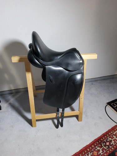 Dressursattel von