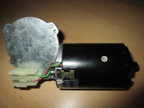 Elektromotor mit getriebe v - mit, 24