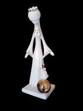 Aquincum Porzellanfigur