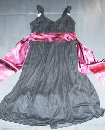 Laura scott evening kleid