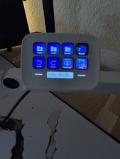 Elgato Stream Deck Neo in Weiß wie Neu - 8 anpassbare Tasten, 2 Touch Points