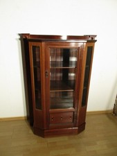 Vitrine Schrank  Jugendstil um 1910 Nussbaum