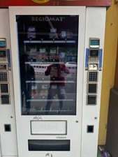 Verkaufsautomat/ Regiomat/Gekühlt/Neuwertiger Zustand / 3Jahre Alt