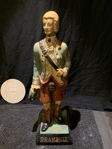 Drambuie whisky werbefigur - whisky,