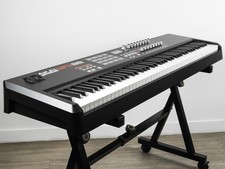 AKAI PROFESSIONAL LEGACY MODEL