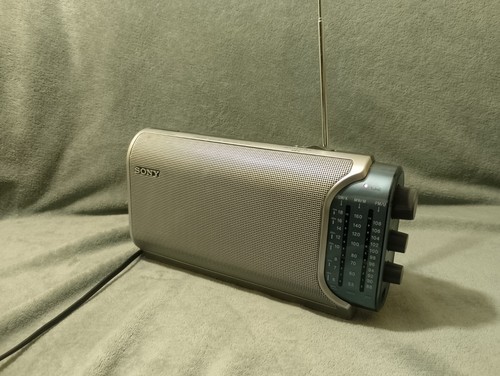 Sony icf 704s radio - icf-704s,