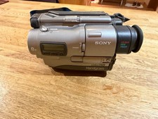 Sony CCD - TR1E  Video Camera