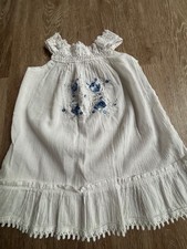 Kinder Kleid Weißes Trägerkleid mit Blauen Blumen Gr. 98 NEU