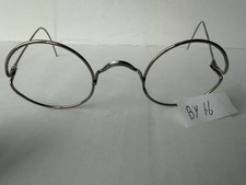 Antike Brille um 1900 –