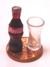 Puppenhaus Klein Coke Flasche