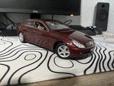 Mercedes-Benz CLS C219 Modellauto 2004-2010,Rot   , Maisto 1:18