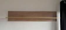 Wandregal in Holzoptik