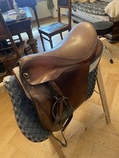 Alter Sattel Reitsattel Springsattel Pferdesattel Englischer Sattel