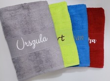 ★ BotoHome ★ Handtuch mit Namen bestickt ★ Badetuch ★ Duschtuch ★ Geschenk ★