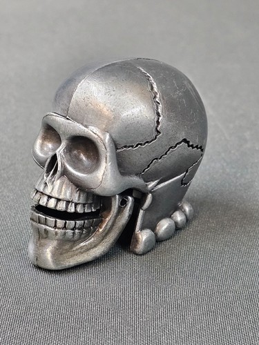 Metall totenkopf - metall,