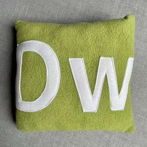 Adobe dreamweaver cs4 logo - adobe,
