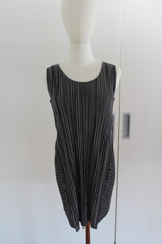 Tanktop plissees please issey - tanktop,