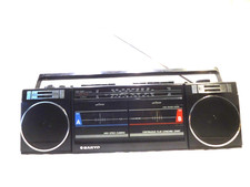SANYO M W703L Gethoblaster Doppel Kassetten Radio Rekorder