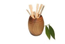 Fasshalter aus Olivenholz und