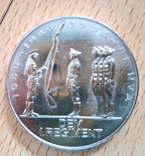 Medaille zum jahrestag - zum,