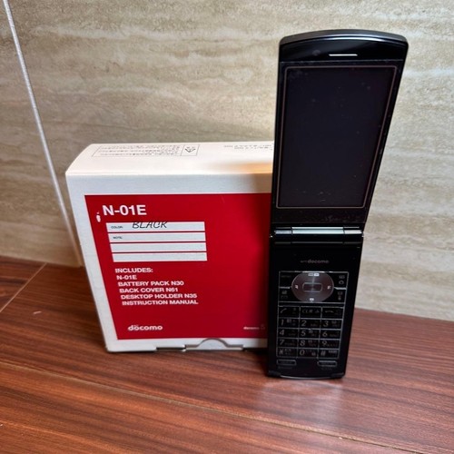Docomo 01e klapphandy 5551 - docomo,