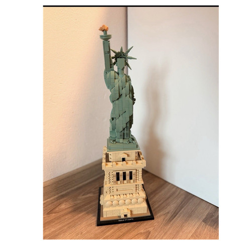Lego architecture statue - lego,