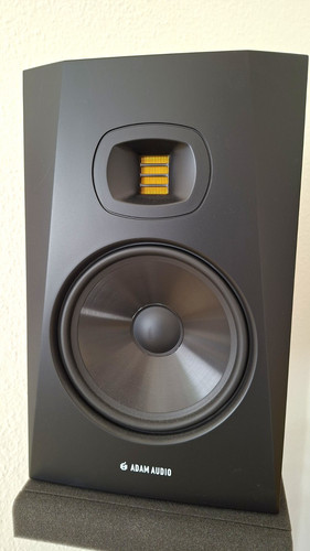 Adam audio t8v - t8v, aktive