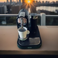 Nespresso Citiz & Milk, Type: EN 266.BAE, Schwarz, Kapselmaschine, De'Longhi