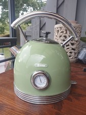 Wasserkocher aus Edelstahl  Olivgrün