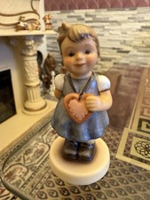 Hummel  Goebel Figur 2102/A