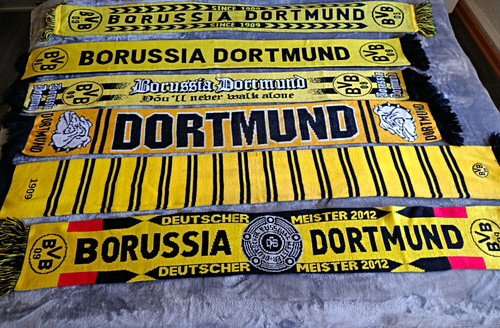 Konvolut fußball fanschals - konvolut, fußball-fanschals