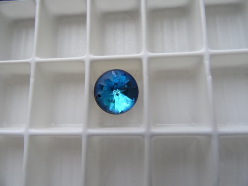 Swarovski round stone - 1,