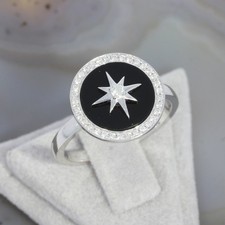 Wert 1890 € Brillant Onyx