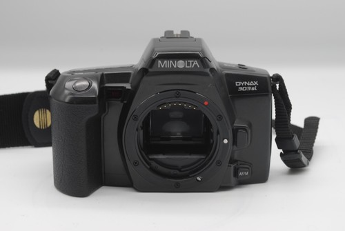 Minolta dynax 303si 35mm - minolta,
