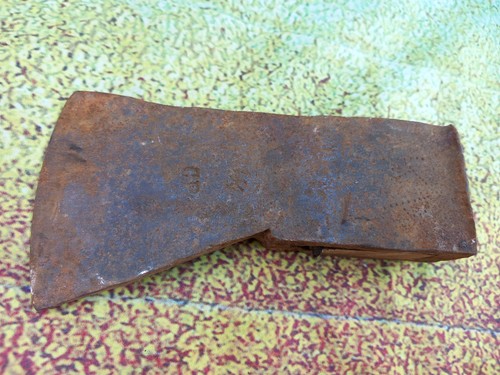 Altes beil axt holzspalter axe - holzspalter,