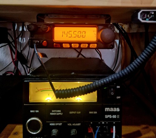 Transreseiver yaesu 2900 - fm,