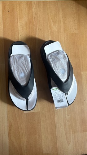 Crocs flip flop - crocs,