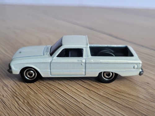 Modellauto ford falcon - ",
