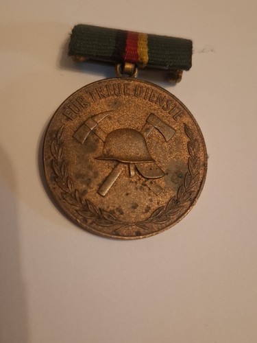 Bronzefarbene medaille ddr - medaille,