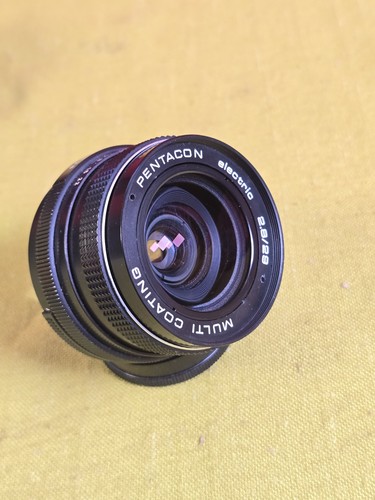 Pentacon electric 29 - 2.8,