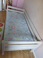 Flexa Kinderbett Bett classic, hochwertiges Holz, weiß lackiert, gut erhalten