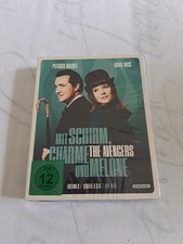 Mit Schirm, Charme und Melone