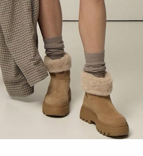Stradivarius ankle boots beige - boots,