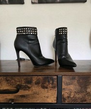 High Heels Stiefel Nieten