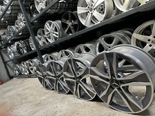 Neuwertig! Original Alufelgen 17 Zoll Mercedes C-Klasse W205 A2054010800