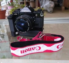 Canon A-1 Filmkamera mit
