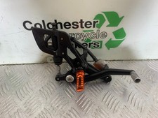 KTM 690 Duke R LC4 Rechts Aufhänger Stange Hinterrad Bremspedal Jahr 2012-2015 (