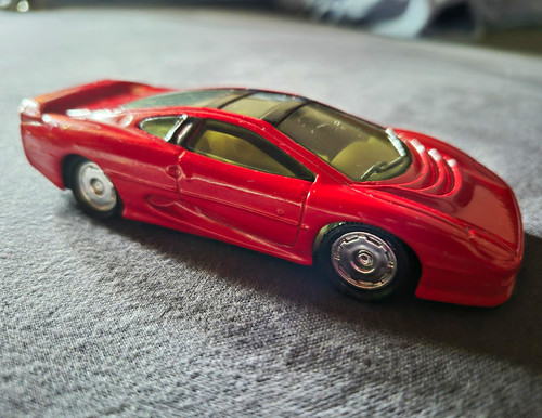 Matchbox specials jaguar xj220 - jaguar,