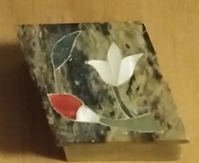 Vintage Steinkästchen mit Perlmutverzierung. Rautenform (6cm,4,5cm,3cm)